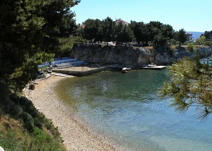 Apartment By The Sea - 11686